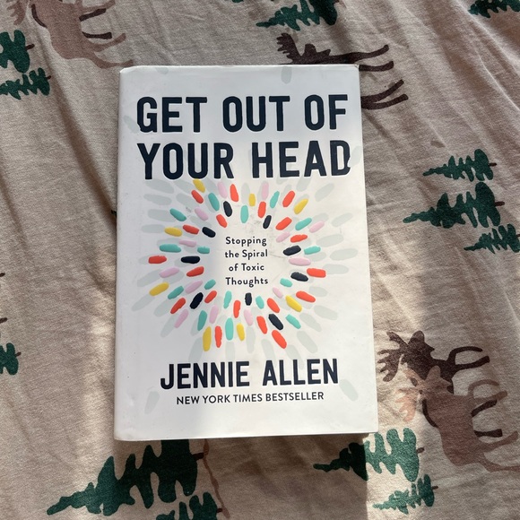 Books (send offers) - Picture 3 of 6